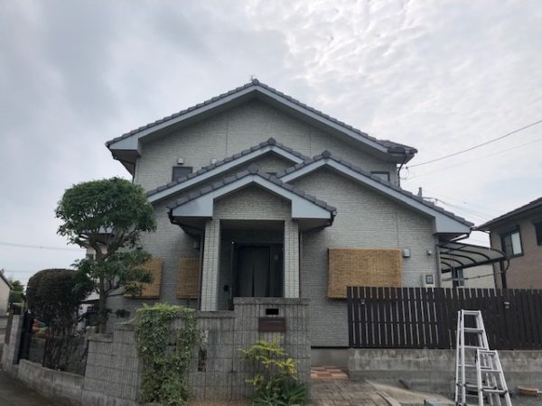 玉名市岱明町にてH様邸の塗替工事を施工させていただきました！